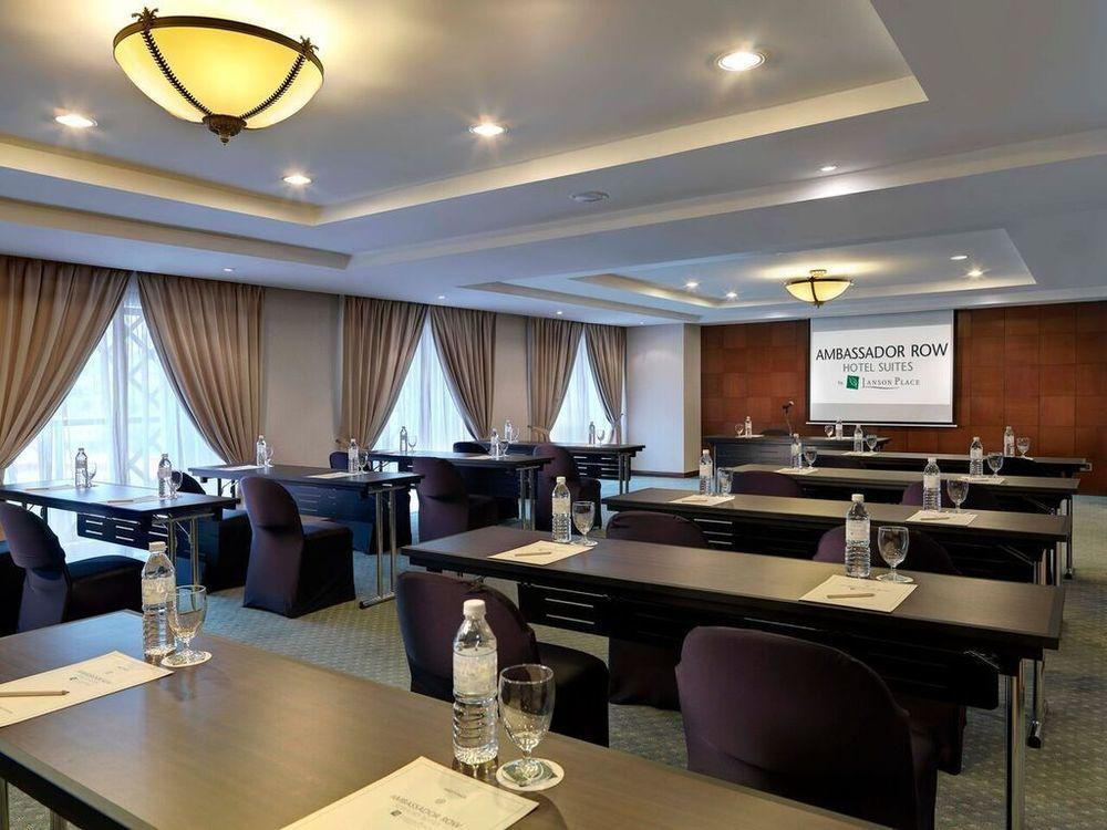 Aparthotel Lanson Place Bukit Ceylon 4*